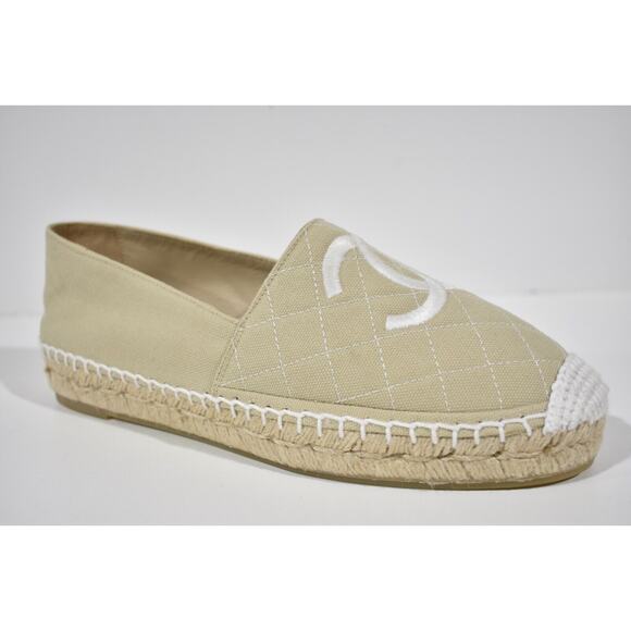 Chanel 20P Beige Canvas White Quilted CC Logo Classic Ballet Espadrille Flat 37 - Picture 3 of 12